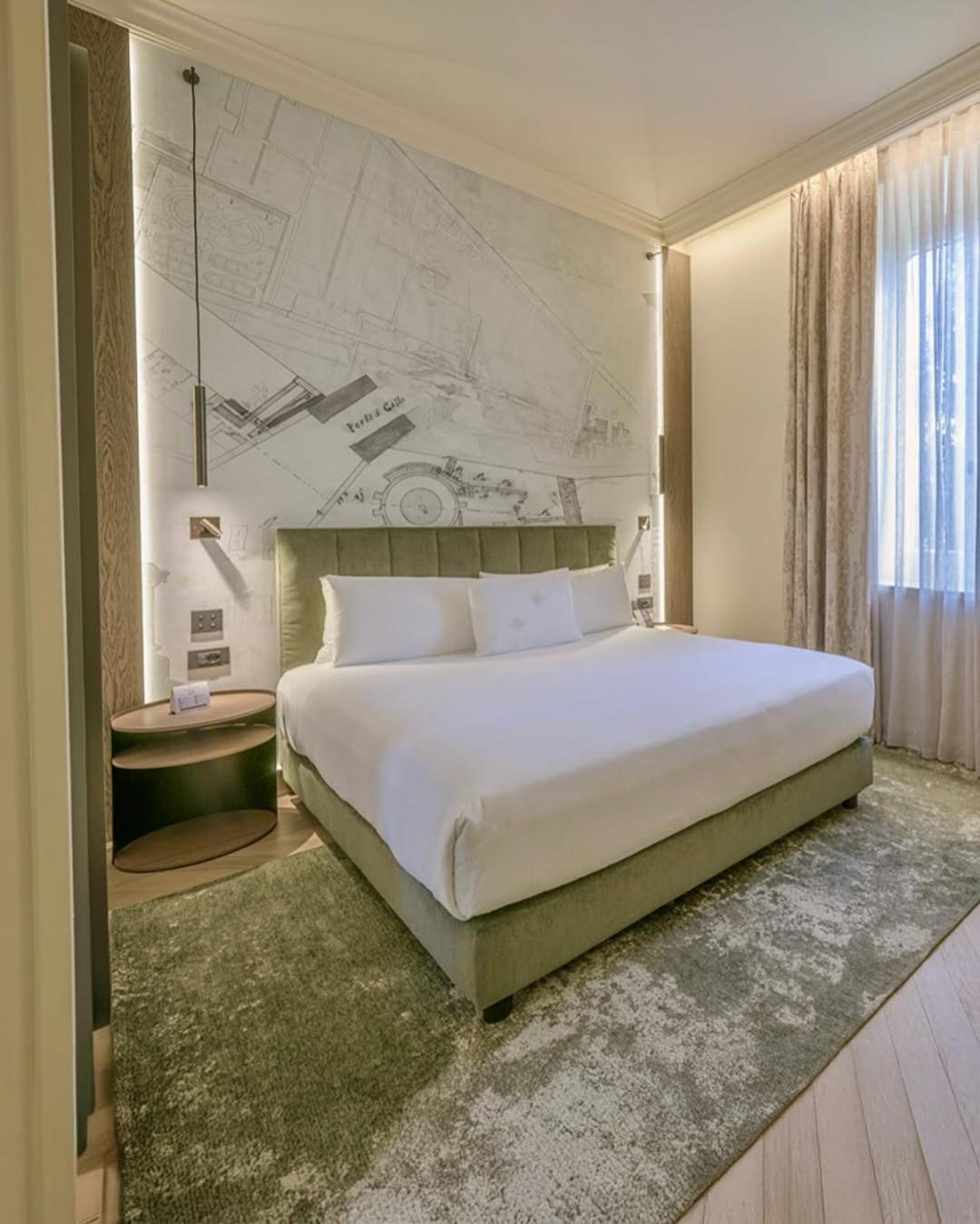Hotel The Heaven Wood Near Delhi Airport New Delhi